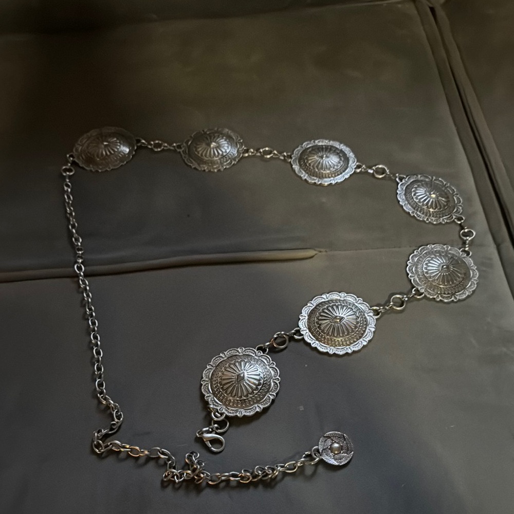 Elegant Silver Chain Necklace